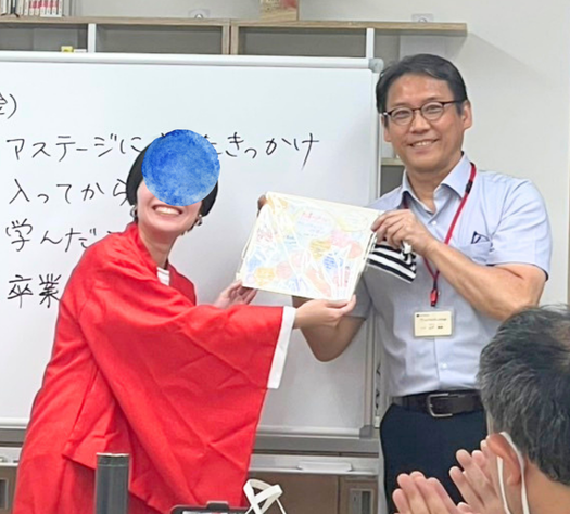 卒業の日、私は言葉を詰まらせました。